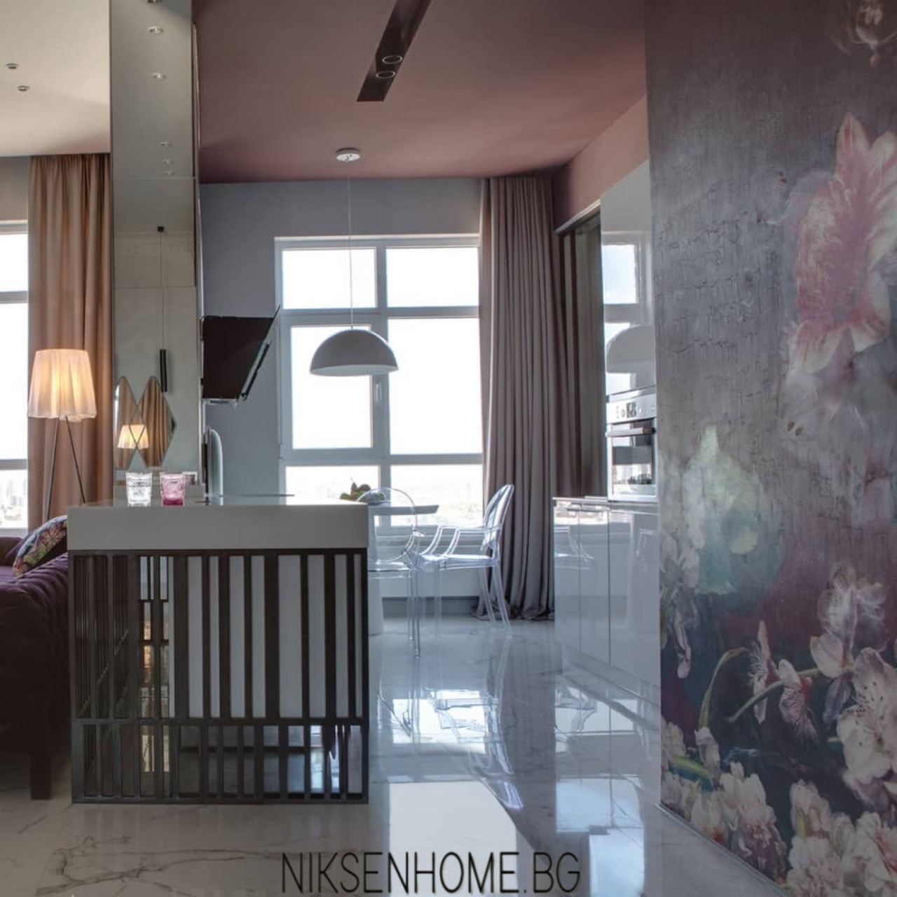 Цветна градина - обзавеждане на студио с лилав акцент - Image 5