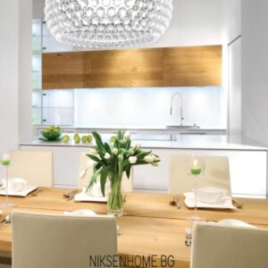 Кухня в бял гланц с фурнировани вратички Калма Интериор Студио