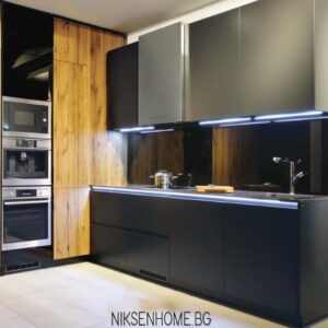 Елегант - модерна кухня в черно