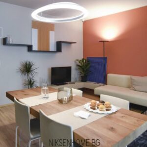 Обзавеждане в топли цветове