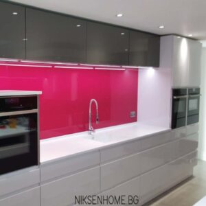 Любовна стрела - модерна кухня без дръжки