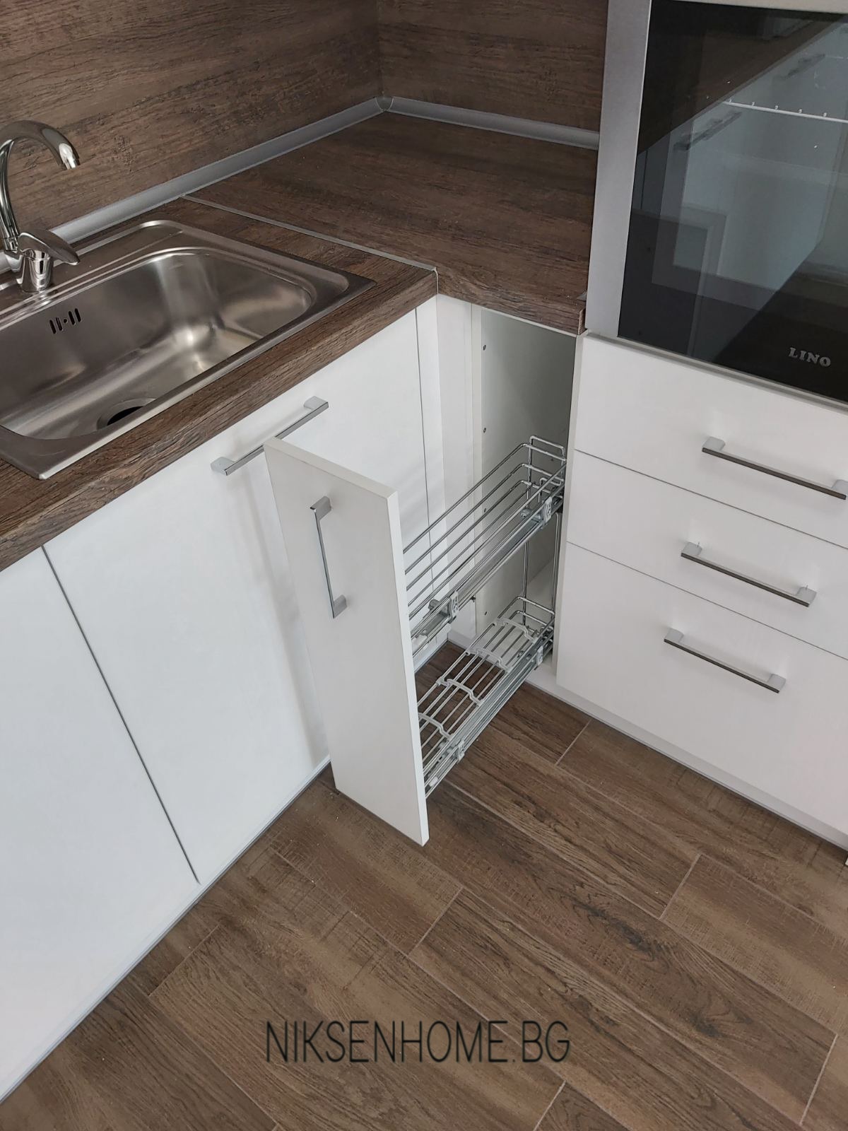 Бяла Атмосфера - Обзавеждане на всекидневна и кухня в бял мат - Image 7