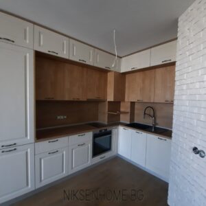 Пясък от Сахара - Модерна композиция с ретро детайли