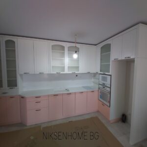 Бонбонено розово - обзавеждане на апартамент