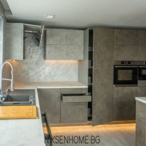 Лукс в планината - ултра модерна кухня