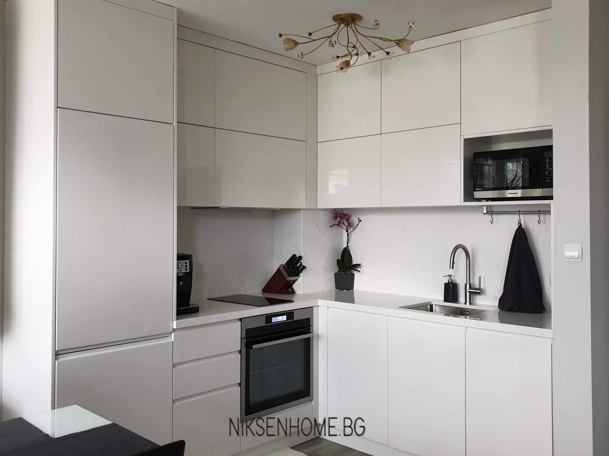 Уют в бяло - Обзавеждане на трапезария, хол и кухня - Image 7