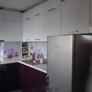 Орхидеи в пясък - модерна кухня с принт стъкло