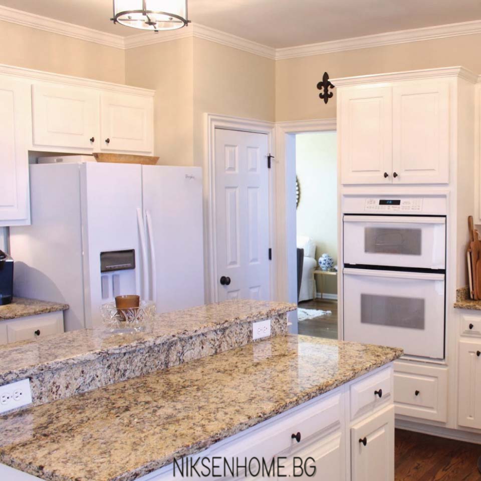 Приказка - ретро кухня с остров и технически камък - Image 4