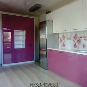 Розов свят - кухня с принт стъкло на орхидеи