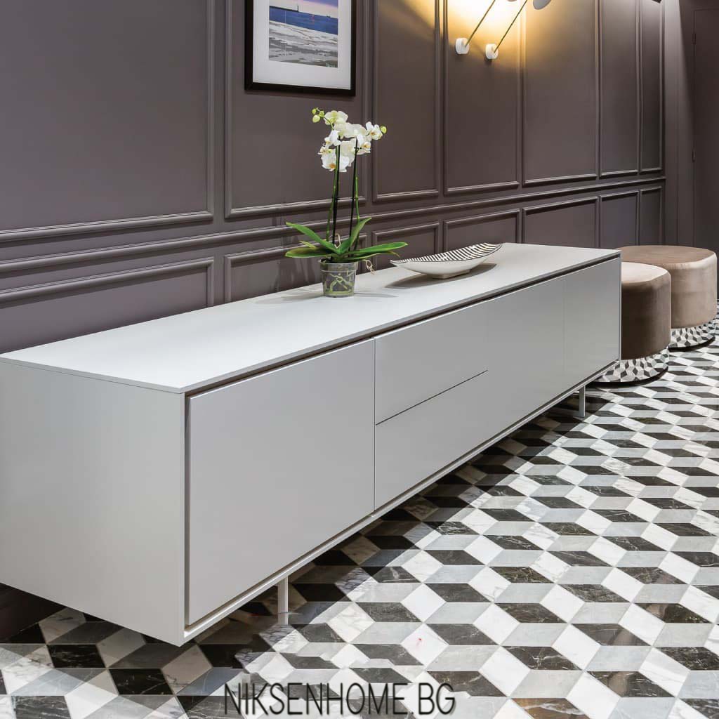 Викториански щрихи - интериорен дизайн с бяло и синьо - Image 4