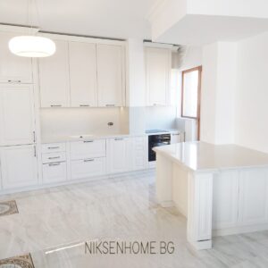 Кънтри Лукс - рустикална кухня с остров