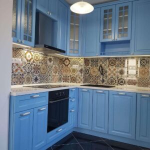 Welcome-to-Morocco-ретро-кухня-в-небесно-синьо